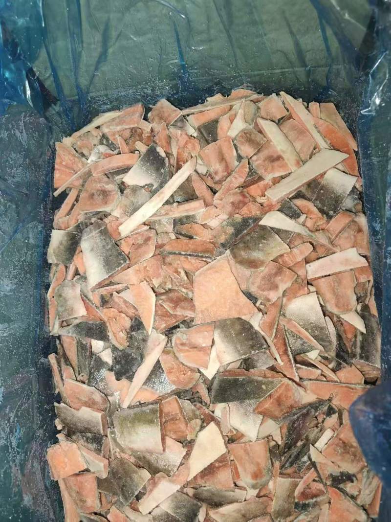 马哈鱼带皮碎肉无皮无药新加工新鲜，以价咨询为实
