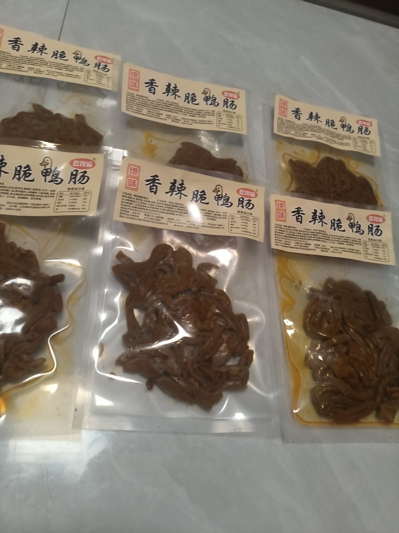 红油鸭肠