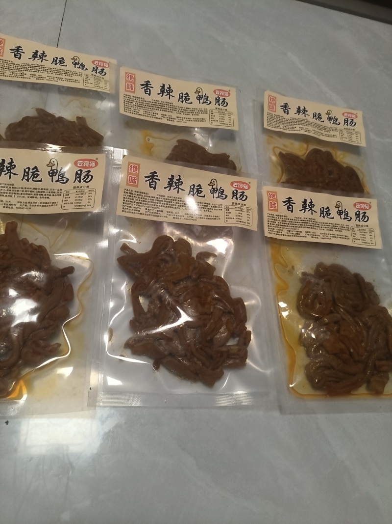 红油鸭肠