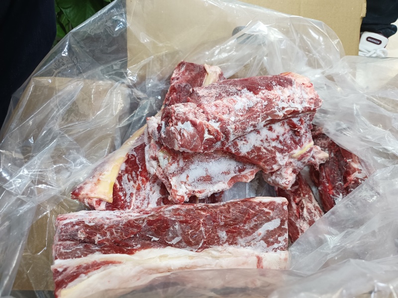 大满肉羊蝎子，带肉高，颜色鲜亮，客户反馈很好，一件也批发