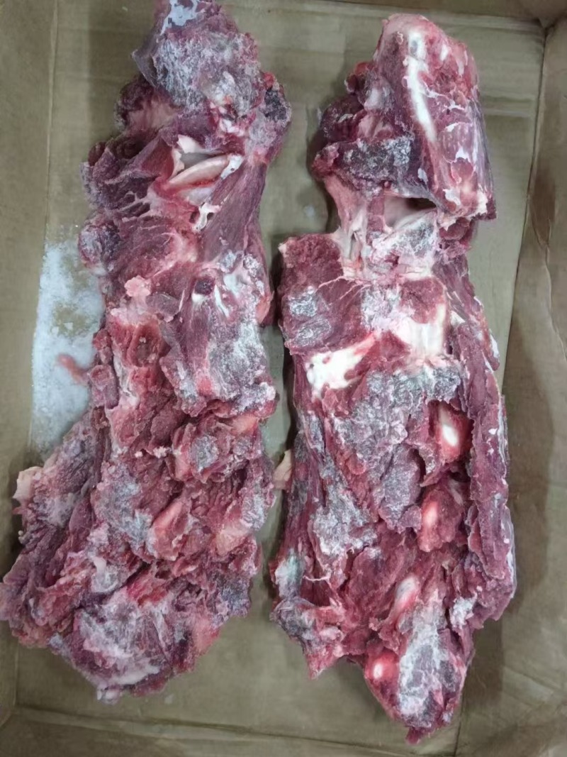 牛脖骨新货来袭！195厂牛脖骨，美味与健康的完美结合。