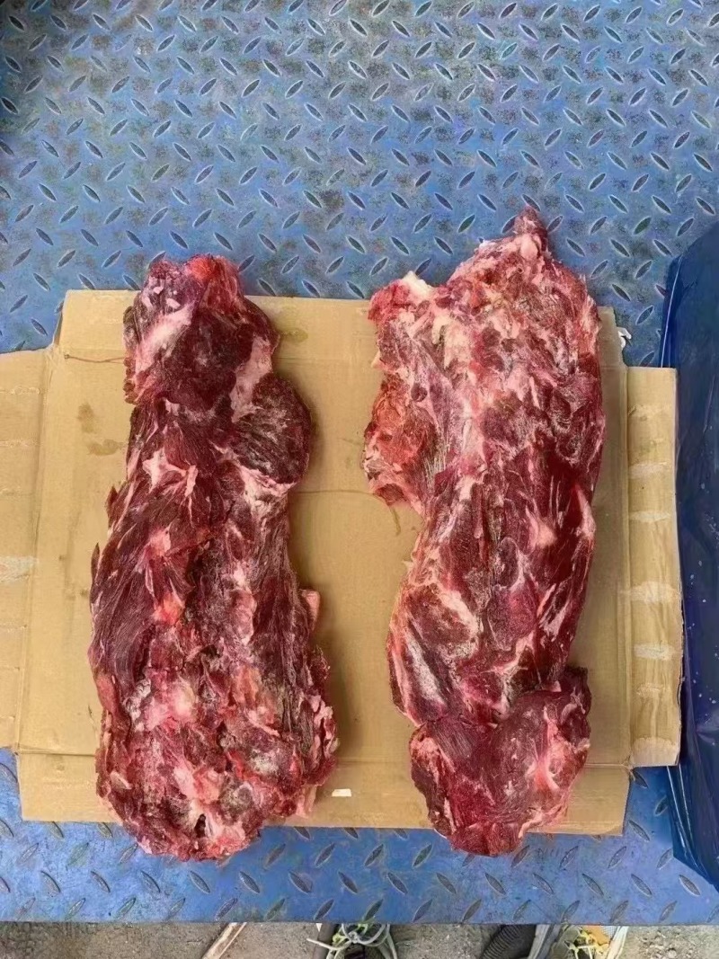 牛脖骨新货来袭！195厂牛脖骨，美味与健康的完美结合。