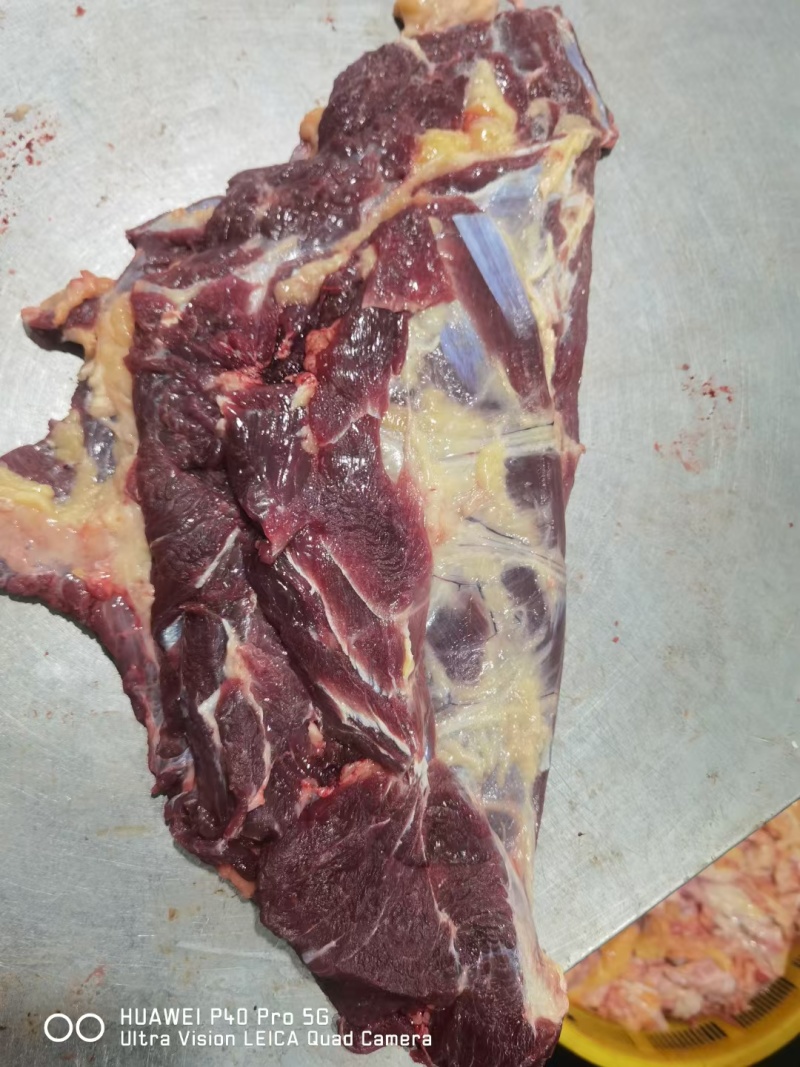 【牛上脑】当地草原黄牛精品上脑肉，煎烤涮均可，质保手续全