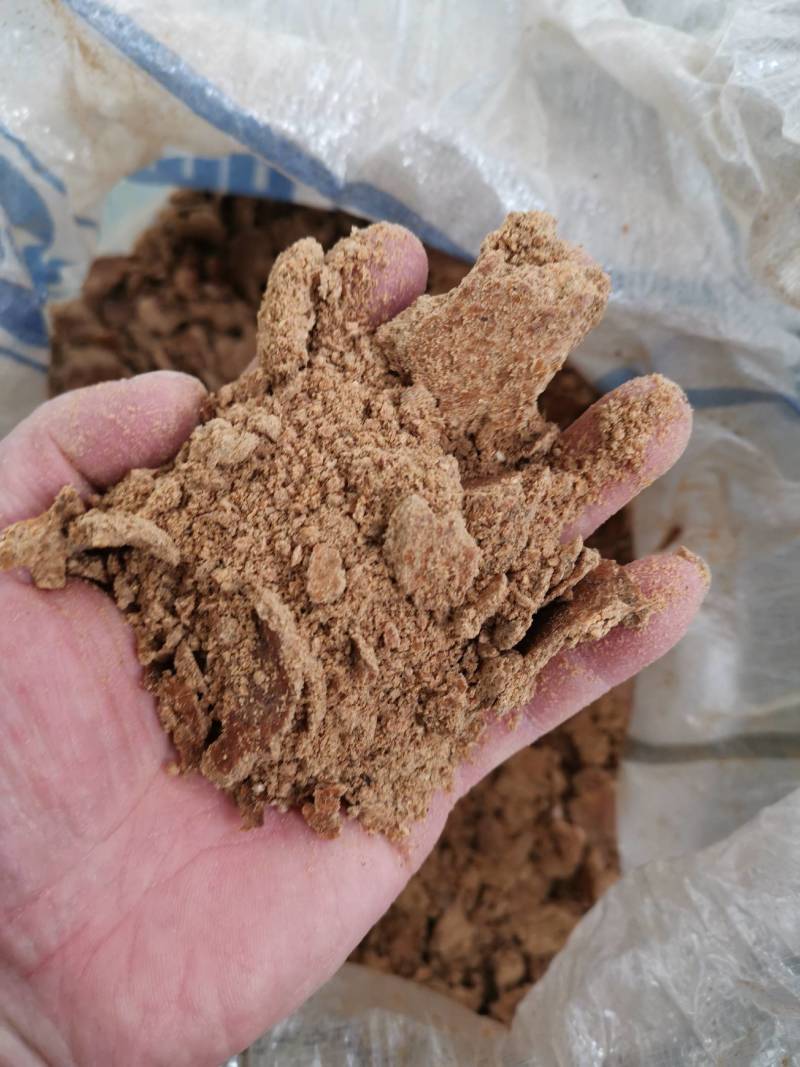 豆饼熟豆饼东北大豆压制榨油后豆饼