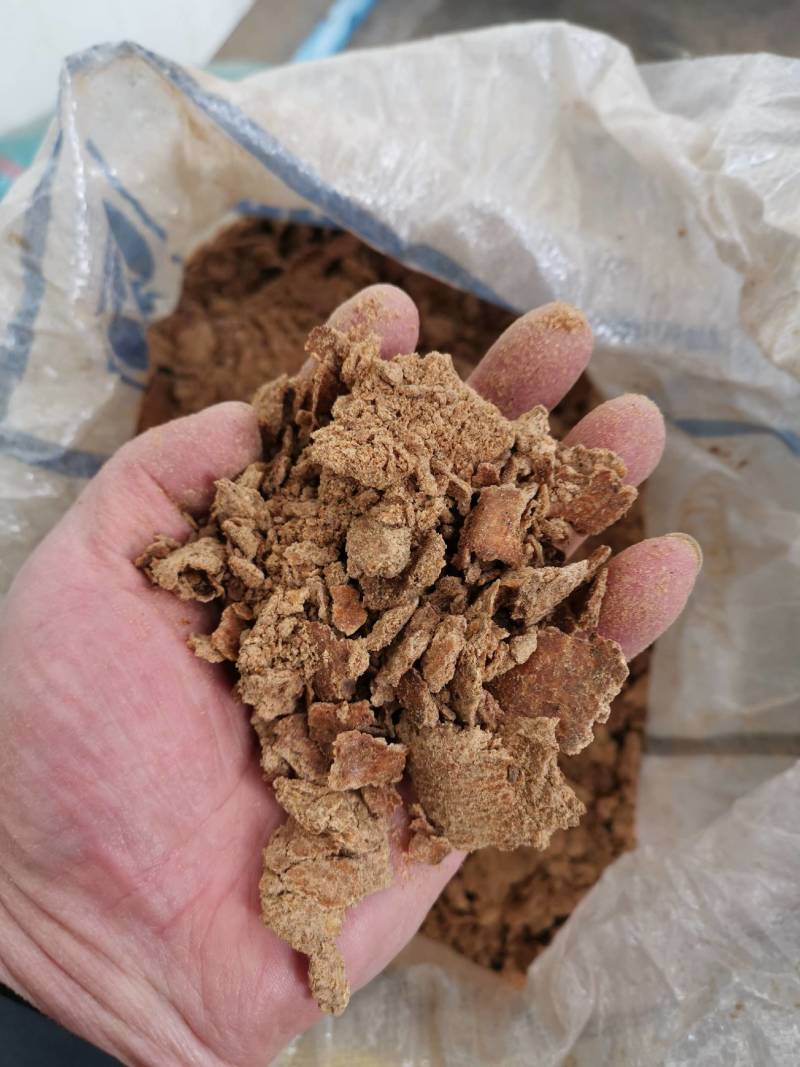 豆饼熟豆饼东北大豆压制榨油后豆饼