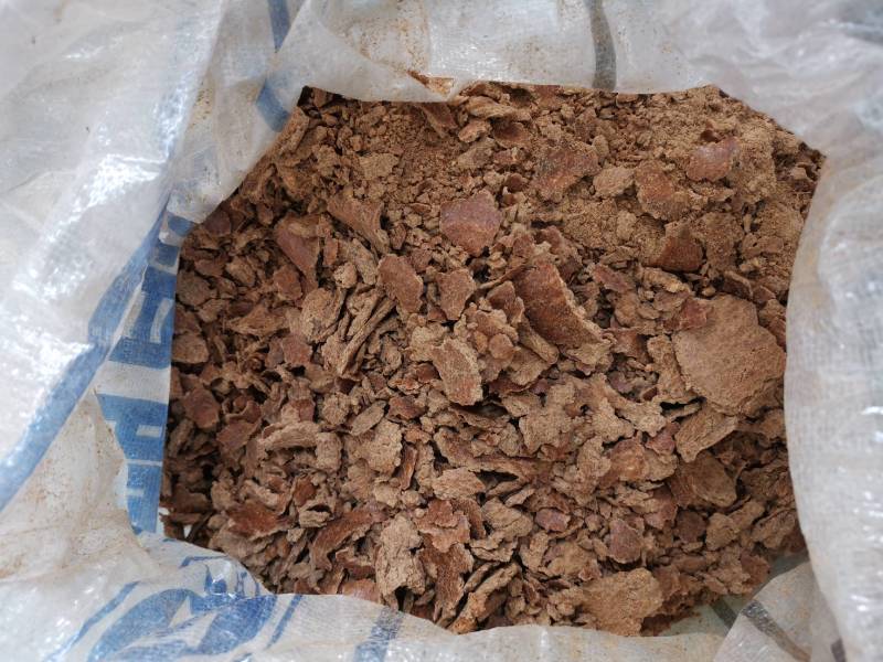 豆饼熟豆饼东北大豆压制榨油后豆饼