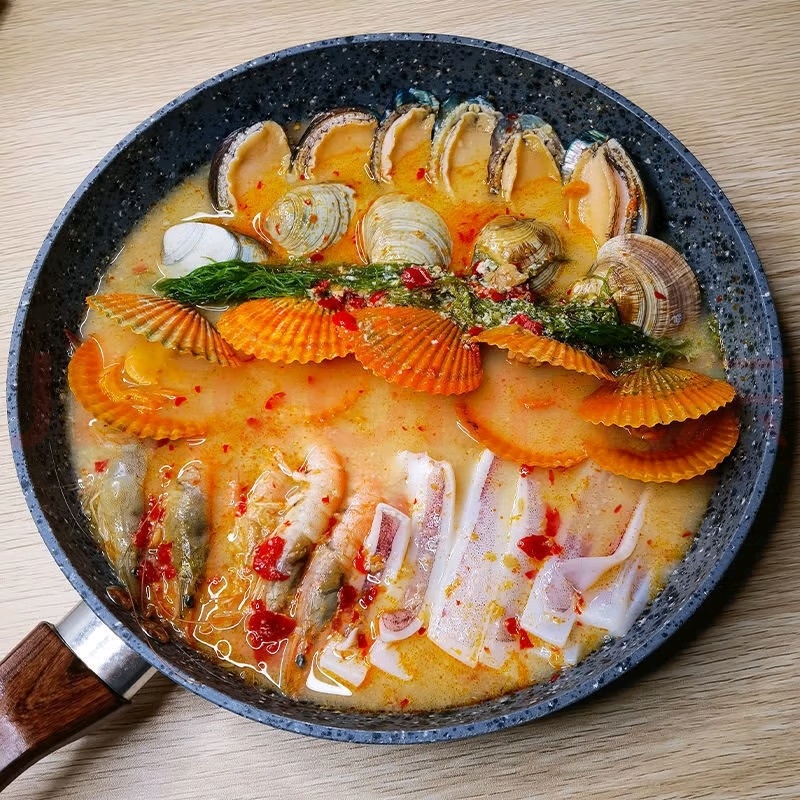 海南糟粕醋火锅底料一件代发，微辣一瓶2.5斤，厂家批发