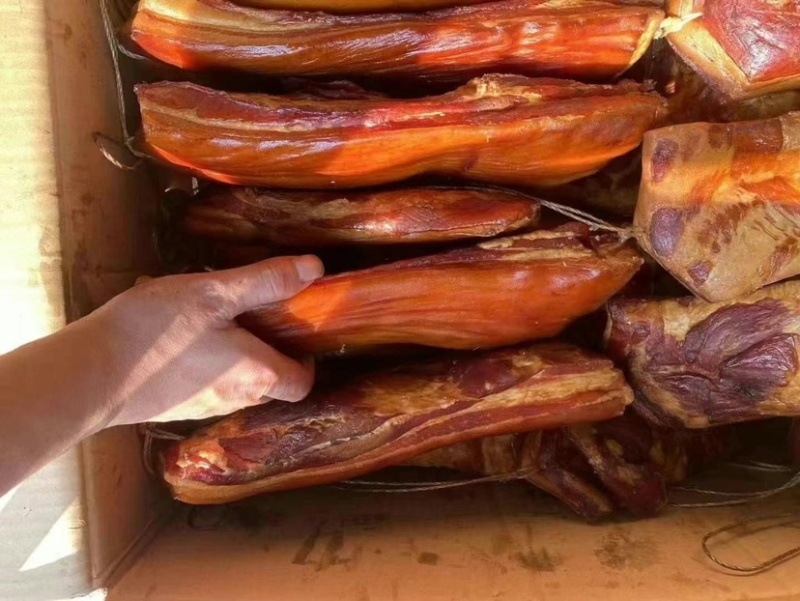 烟熏五花腊肉，腊肉，烟熏制品