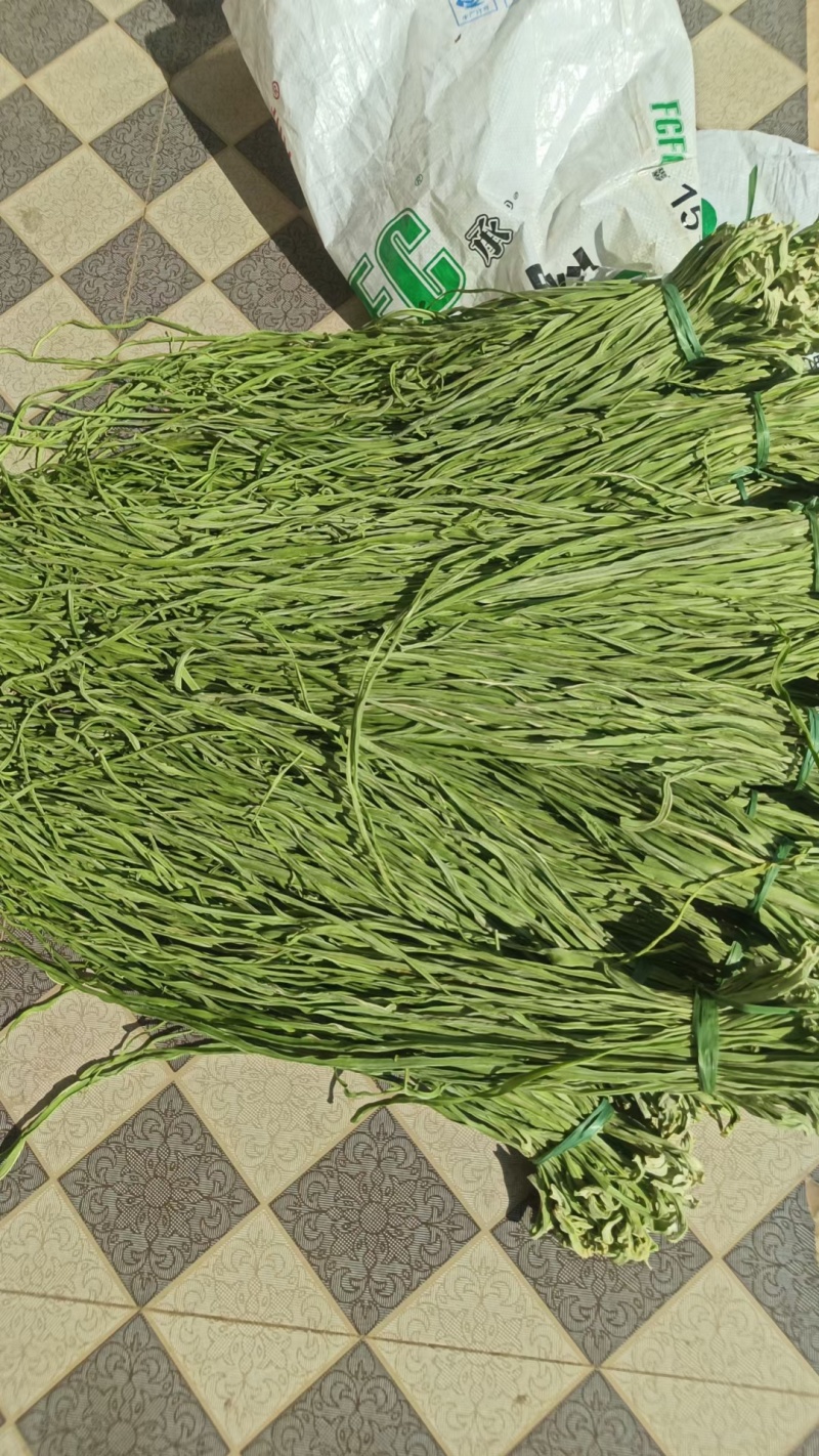 云南精品贡菜源头产地一手，批发商社区电商一件代发