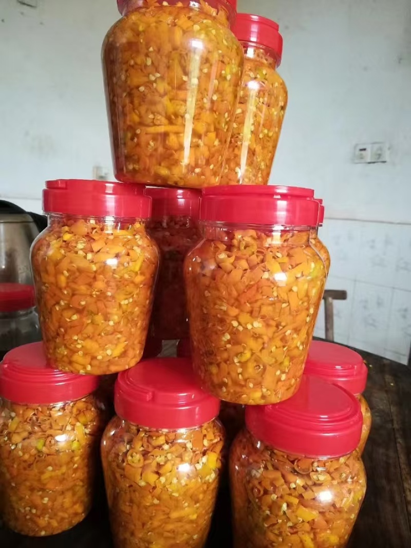 湖南黄贡剁辣椒产地直发，一手货源，价格优惠，欢迎采购