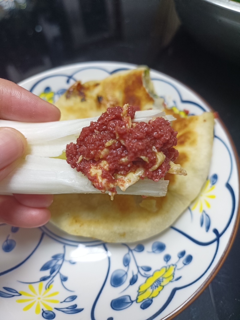 虾怪酱，一件25包，虾怪酱开包即食，可以炒吃，蒸吃，拌饭
