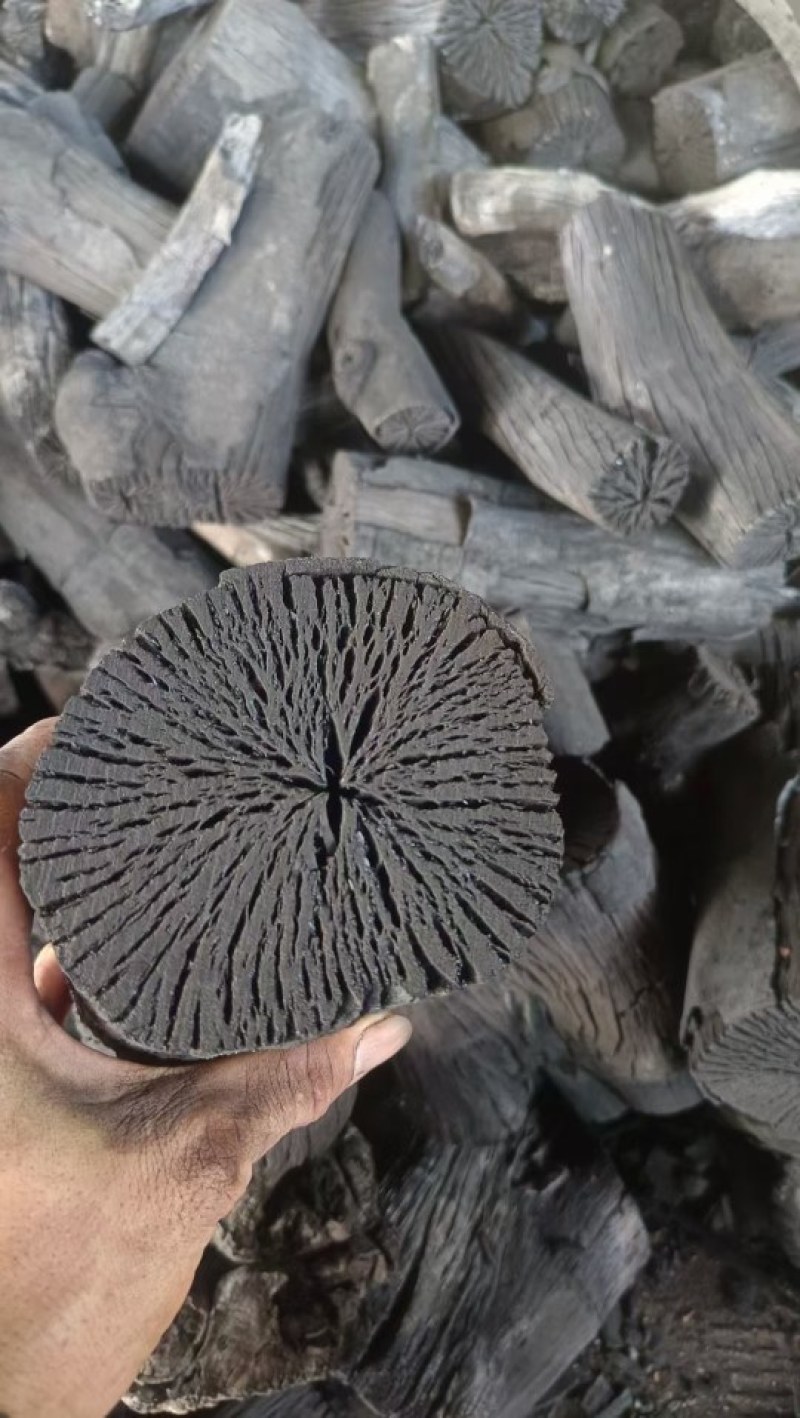 荔枝龙眼实木炭大量出货啦！欢迎长期合作！