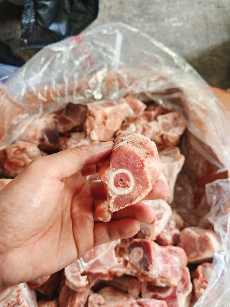 多肉后腿骨块