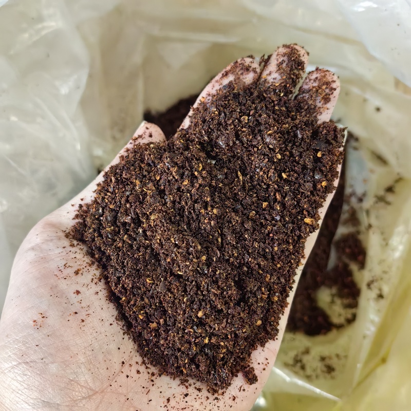 鸡鸭鹅禽类专用辣椒发酵正品厂家直销提高产蛋和蛋品驱虫纯天