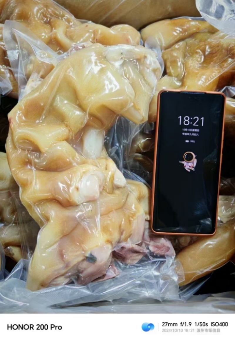 去骨熟牛蹄纯火烧，筋都带着每天新货，屠宰场大公牛蹄实图拍