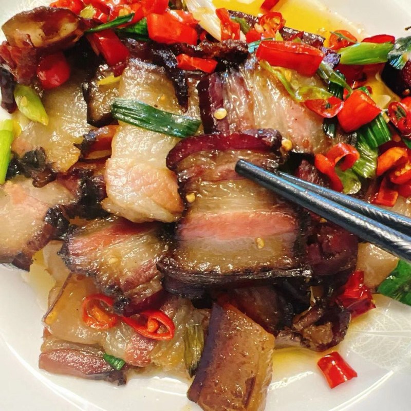 长期有货腊肉各种规格欢迎咨询购买