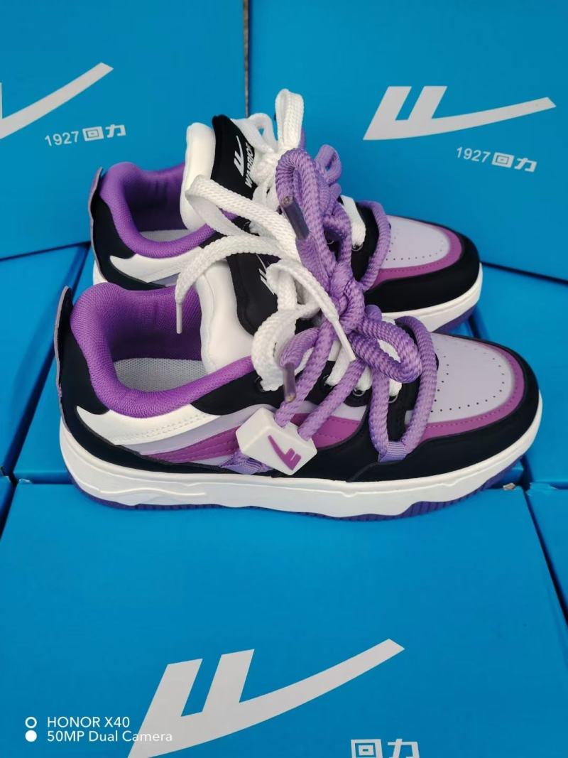 回力男女款鞋35-44码，特价25.8元，120双起批。