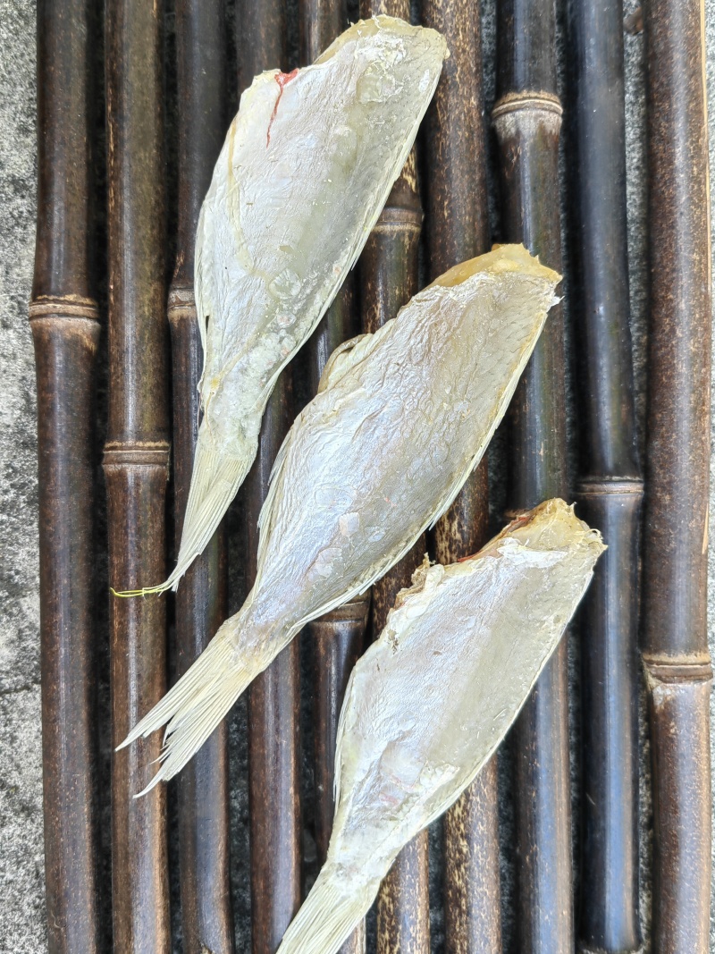 红杉鱼咸鱼干
