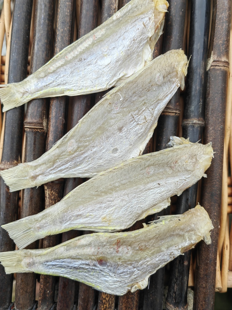 红杉鱼咸鱼干