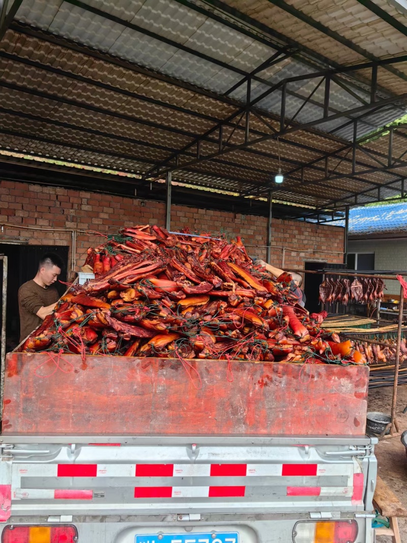 腊肉【猪嘴】地摊好产品卤菜摊摊源头工厂