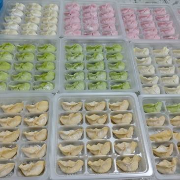 水饺纯手工现包现发品质保证量大从优口味齐全欢迎咨询