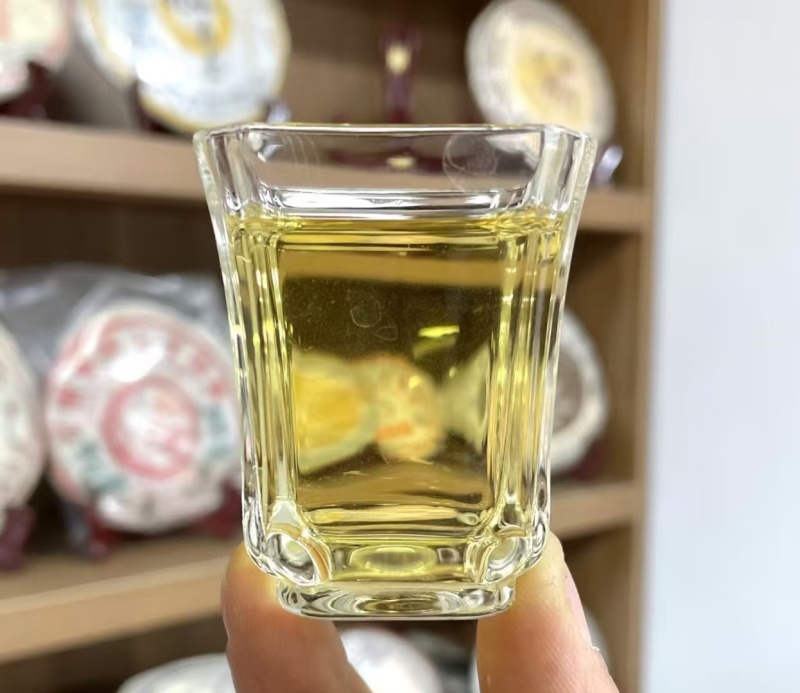 蜜香金螺螺型均匀又饱满，色泽靓，蜜香浓郁香甜，