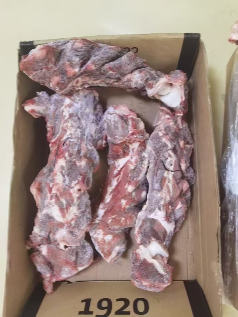 谷饲白油牛脖骨