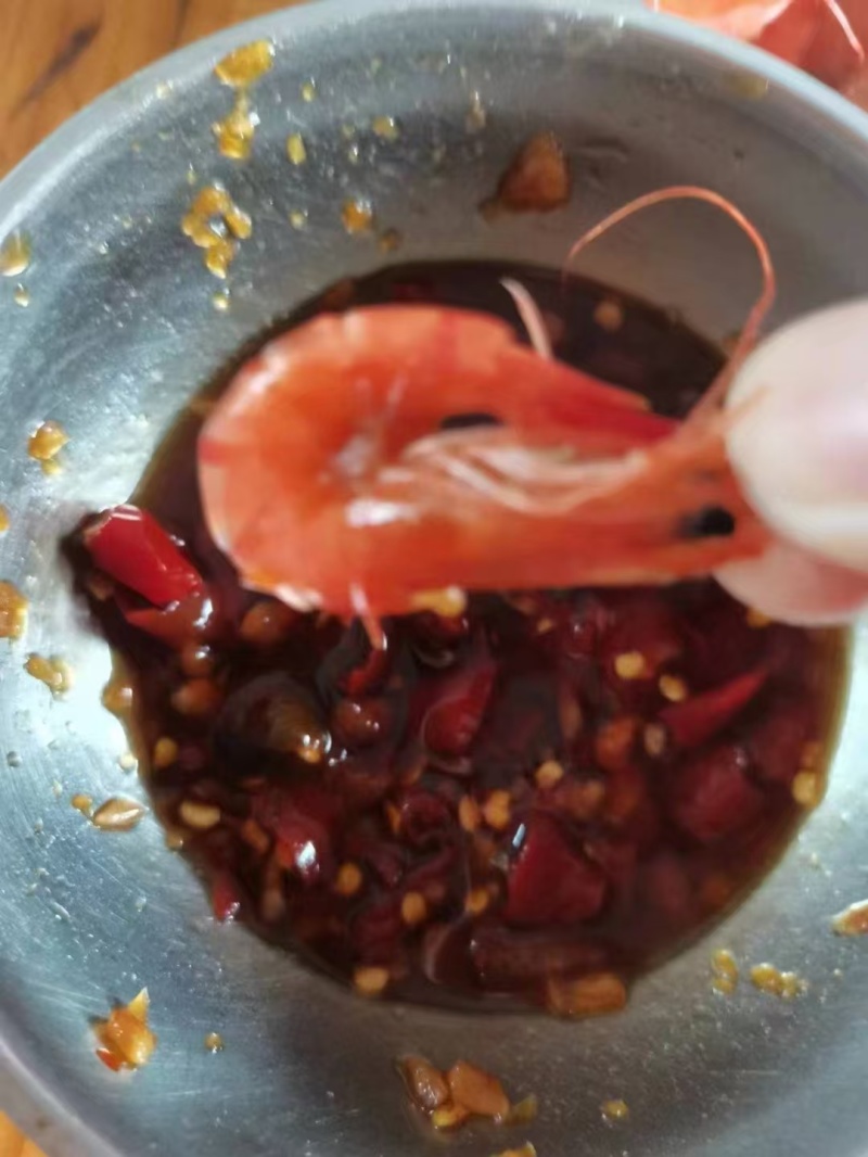 小红虾，小斑节虾，200头左右，非常漂亮，