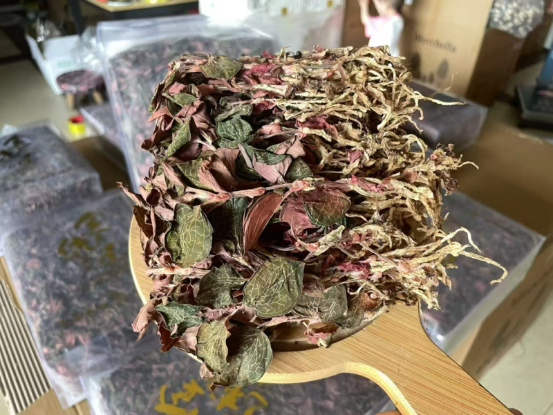 金线莲，100g/盒，250/盒