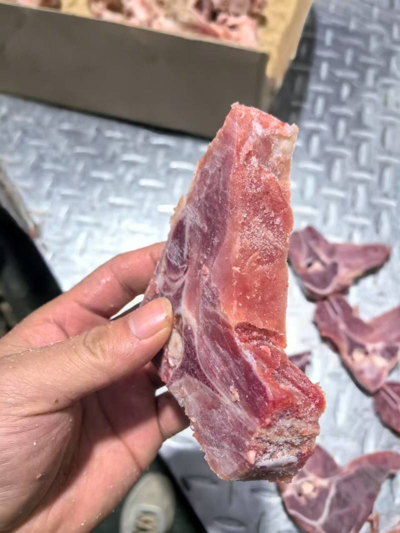 满肉猪龙骨，现货，可自提。可快递