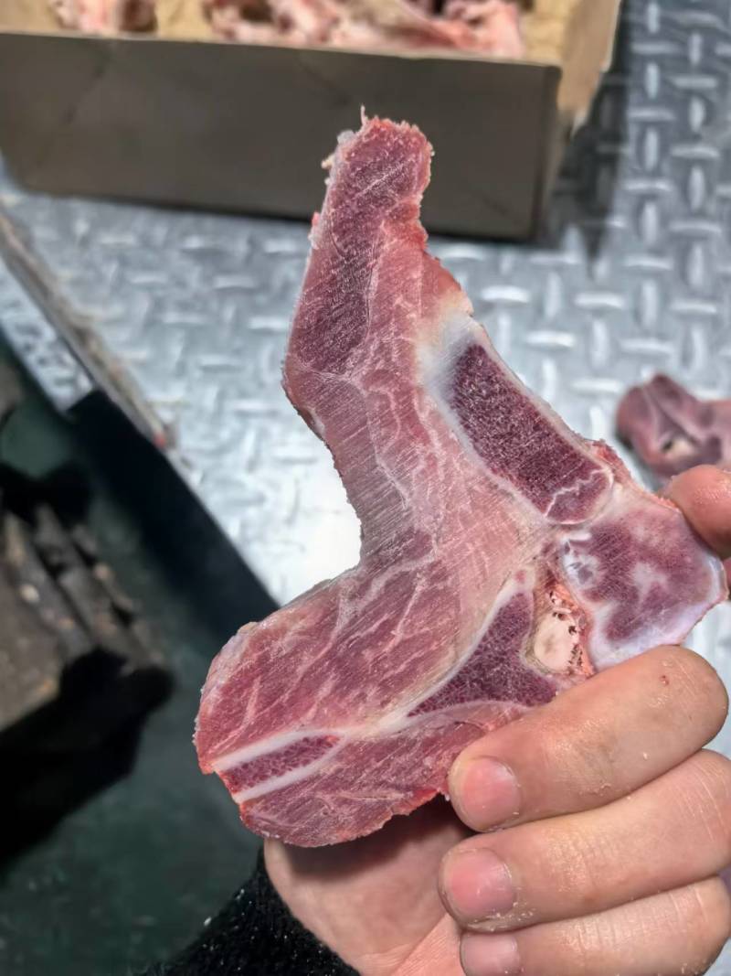 满肉猪龙骨，现货，可自提。可快递