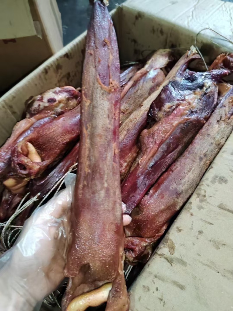腊猪舌头猪舌头批发烟熏猪耳朵特产老腊肉下酒菜
