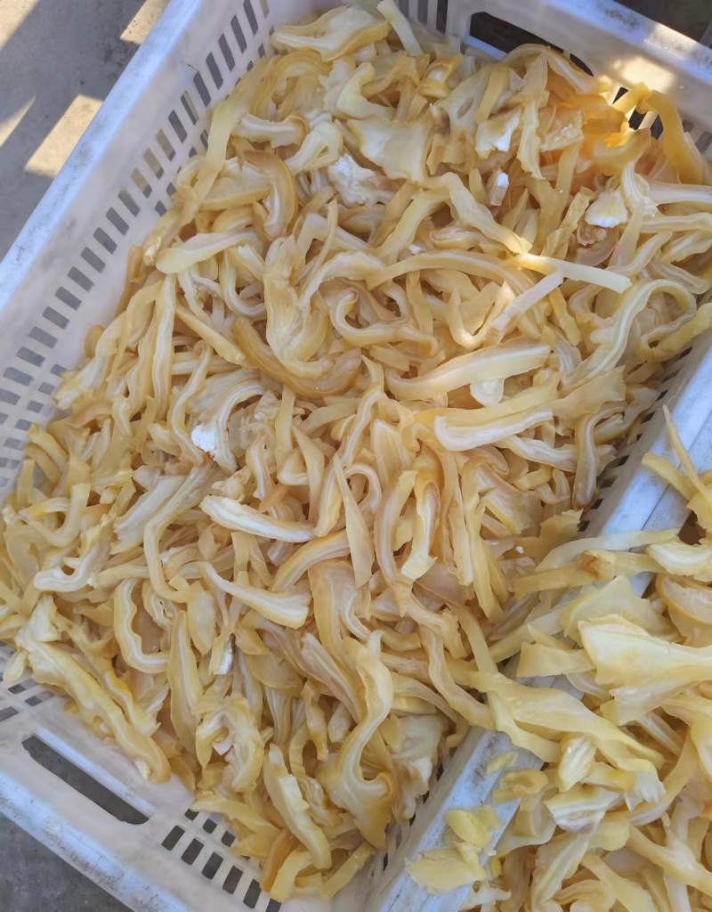 酱香牛耳片，源头厂家直发品质保障对接全国客商等