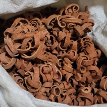 【岭南肉桂】刮皮桂丝，带皮丝当季春采，色泽佳好，药膳同源