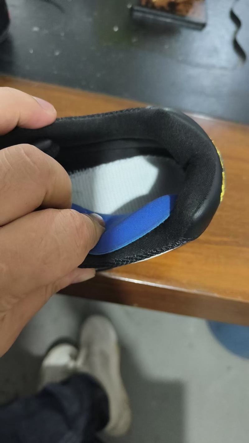 尾货新百伦999，一共716双，全清19.9，捡漏的来，