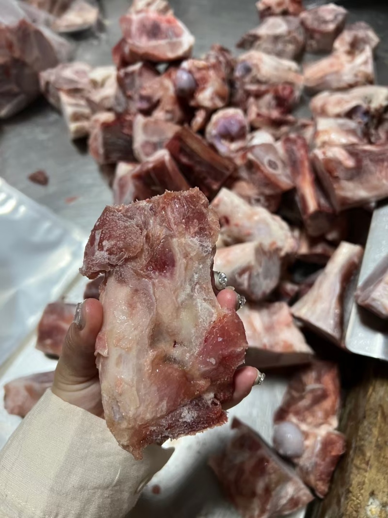 带肉前后腿骨