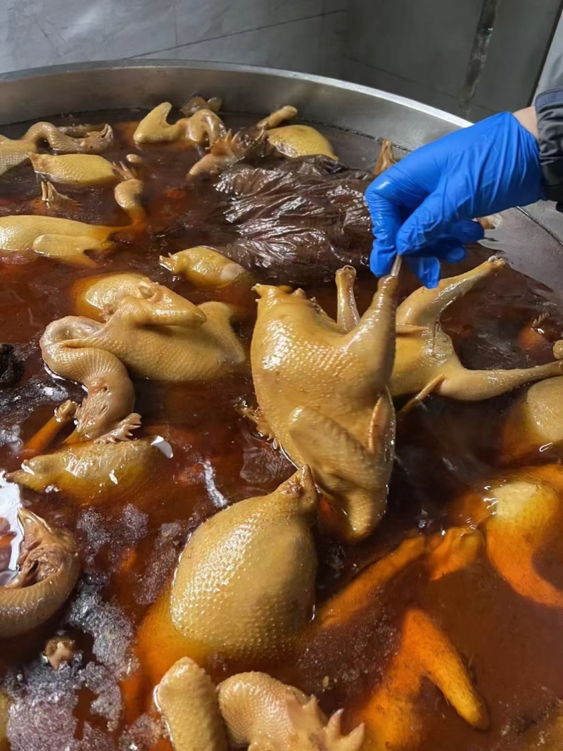 椒麻鸡整只四川特产手撕麻辣鸡烧鸡熟食鸡肉真空开袋即食