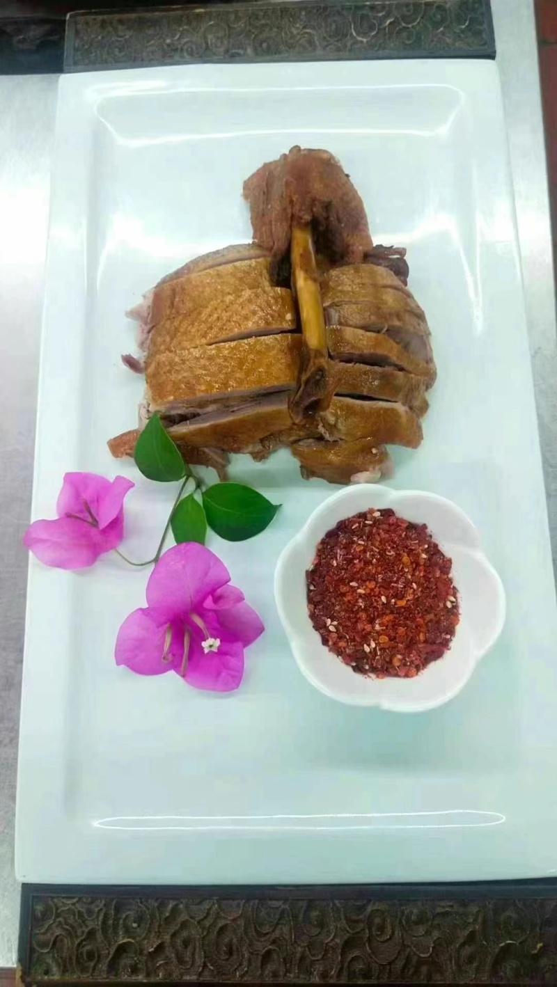 批发荣昌卤鹅熟食卤菜特产烧鹅地摊展销会