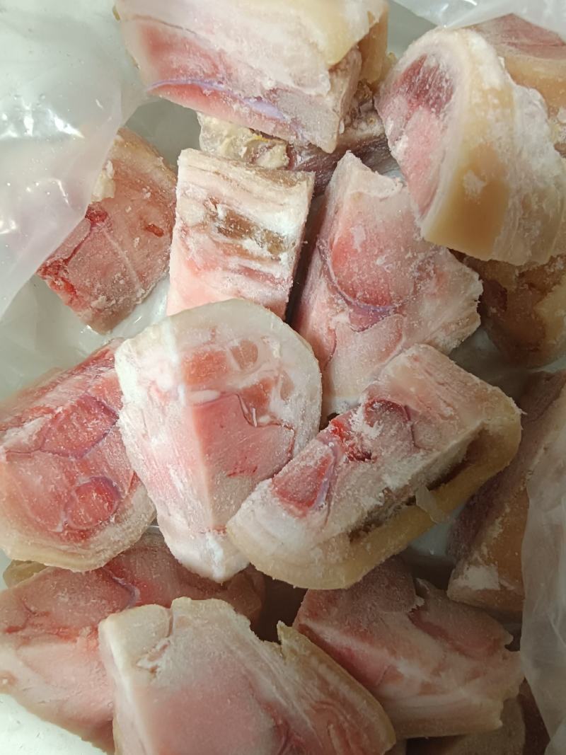 原切猪蹄块，无毛，不调理，猪蹄锅专用