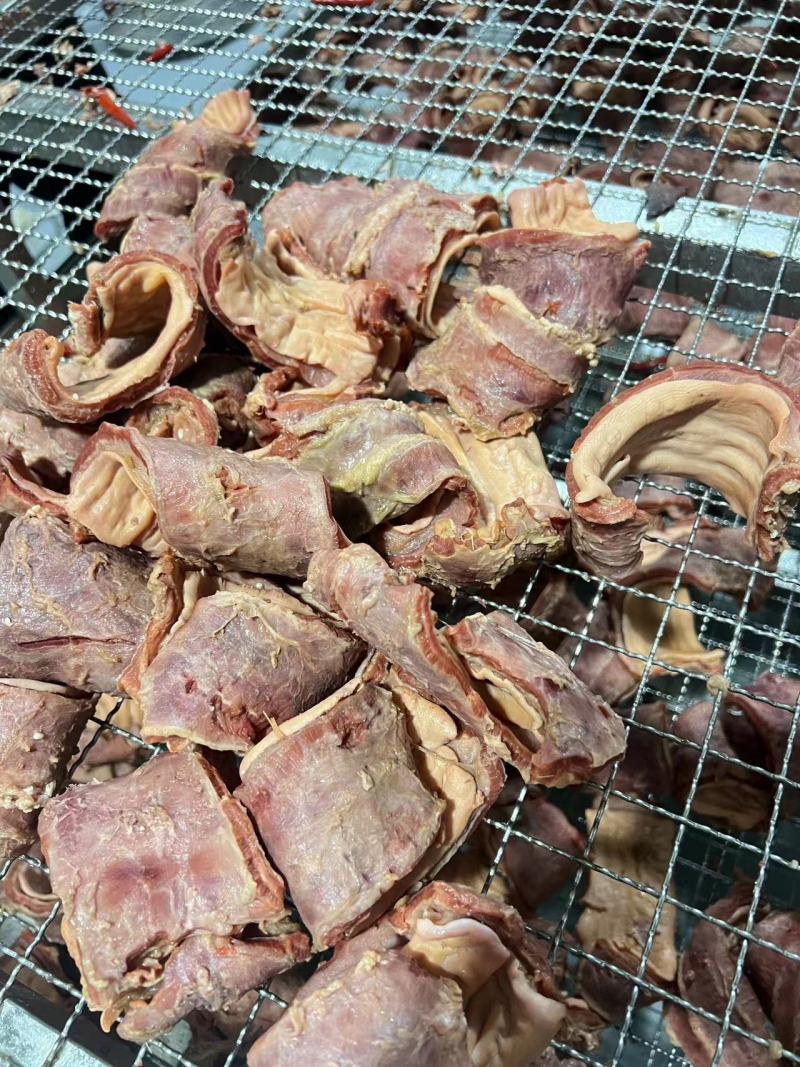 牛红肠全熟五香牛红肠纯干不泡水不水发量大从优