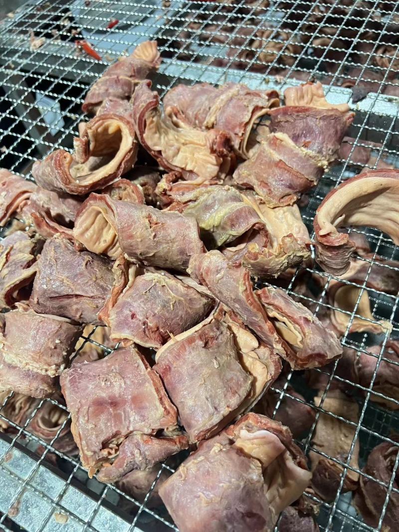 牛红肠全熟五香牛红肠纯干不泡水不水发量大从优