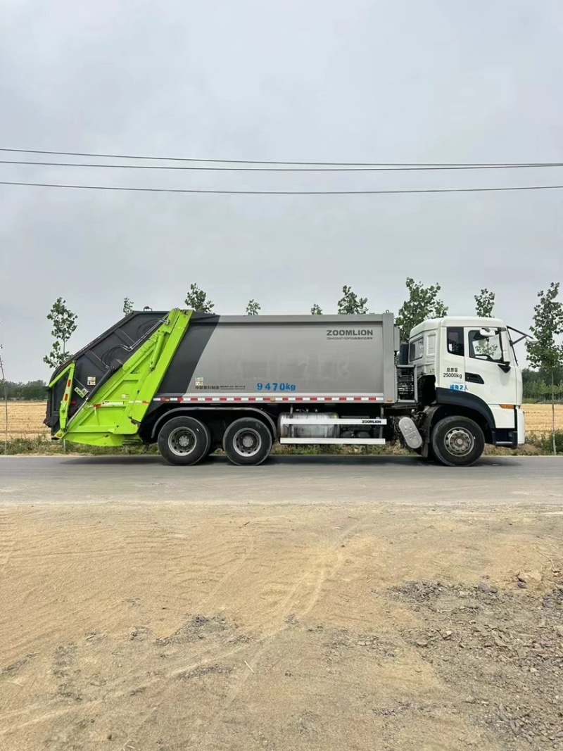 20年5月上牌，22方中联重科5250压缩车