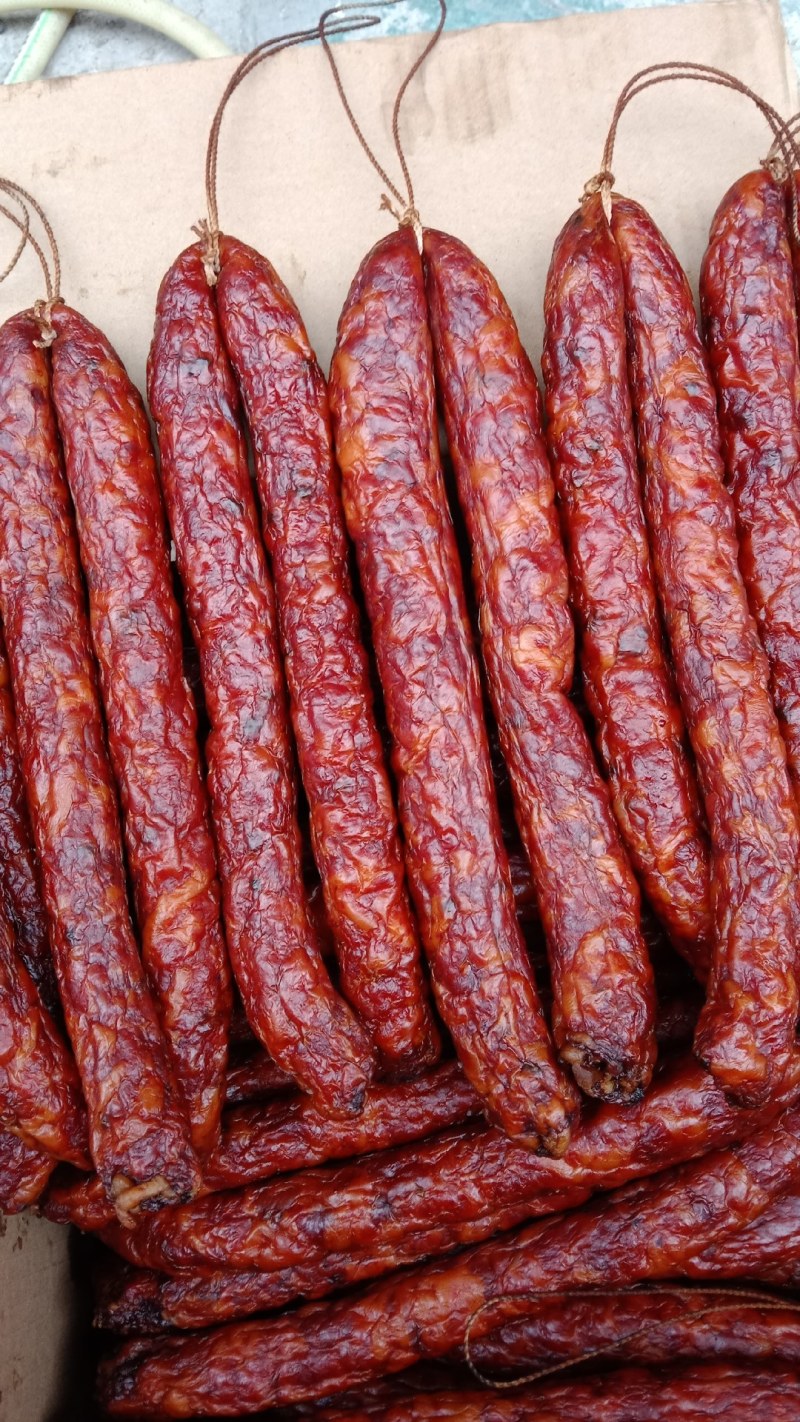 香肠烟熏香肠纯肉香肠麻辣现货供应