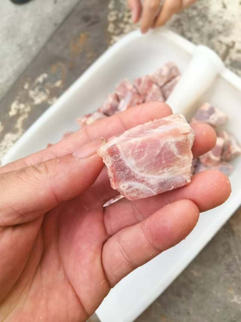 排骨粒，带肉率特别多，适合食堂，自助，餐饮，电商