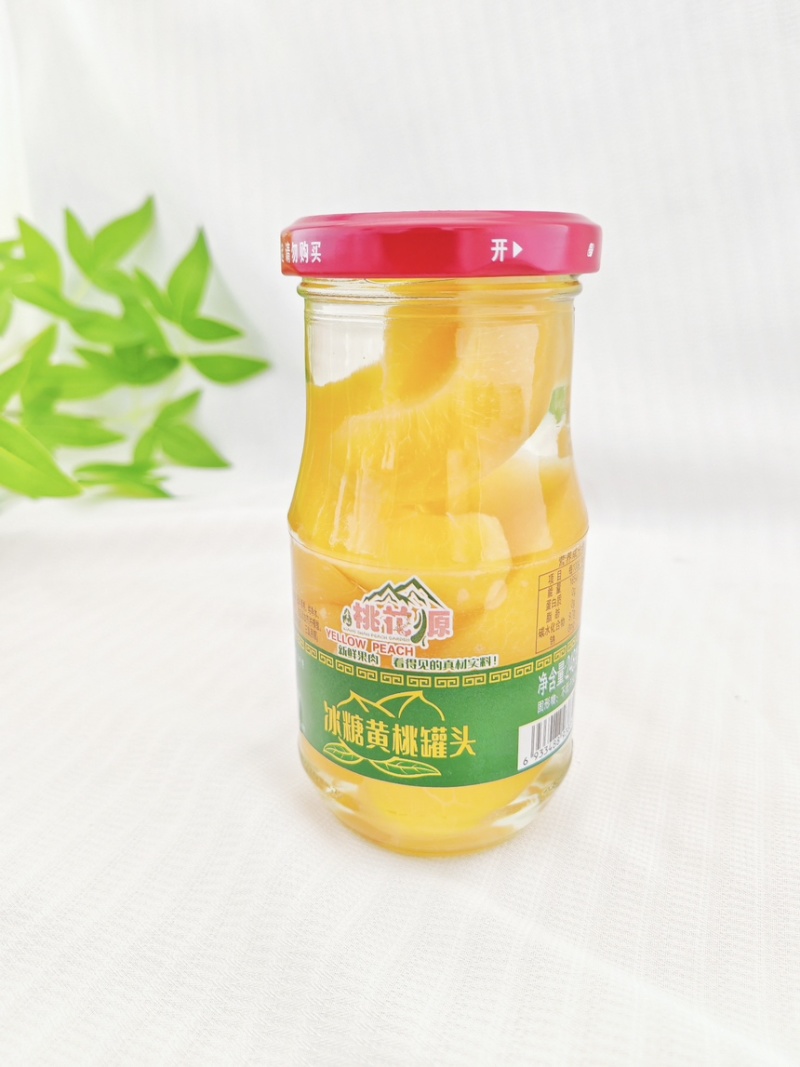 【精品】精品黄桃罐头，金黄果肉，口感Q弹，无防腐剂。