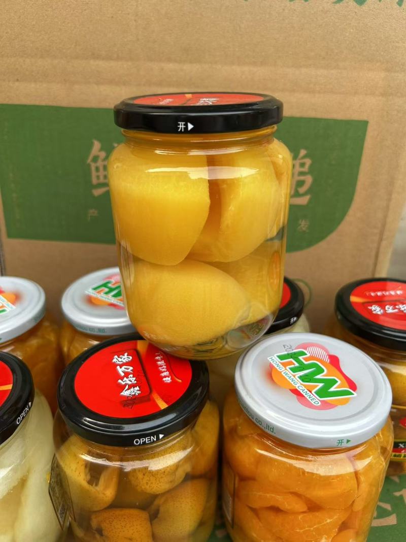 黄桃罐头厂家货源大量上市最新生产有需要的老板欢迎联系