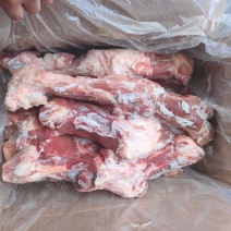 后腿骨可以加工成肉骨块