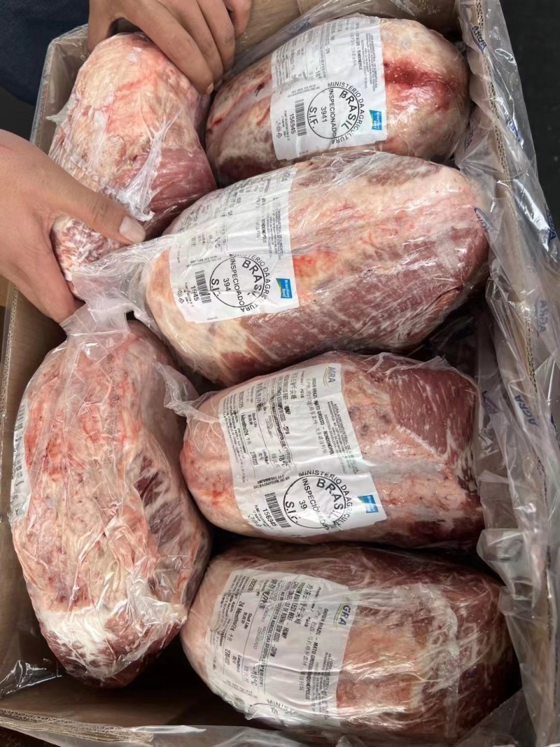 牛肩峰大块牛肉雪花文理，切片，煎炸大量库存量大从优