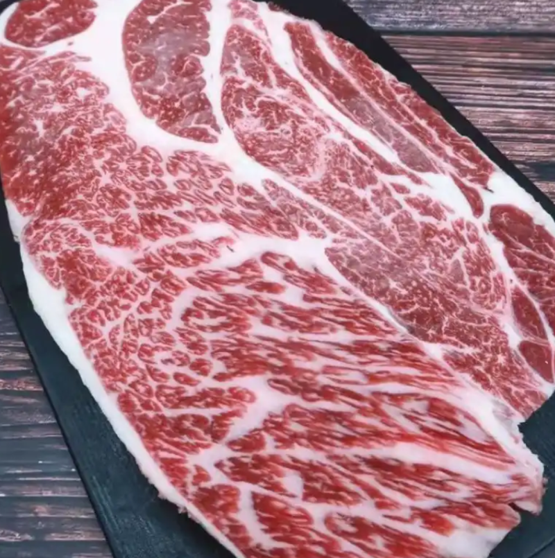 牛肩峰大块牛肉雪花文理，切片，煎炸大量库存量大从优