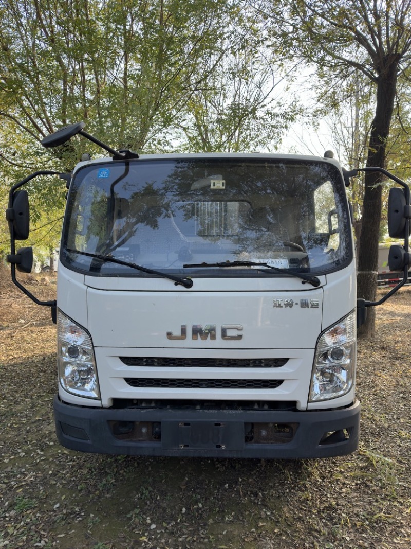 20年中联重科压缩垃圾车，车况精品，欢迎老板来聊